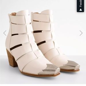 Cream Dakota Western Bootie